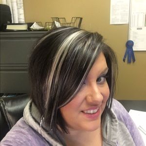 Meet your Posher, Angela